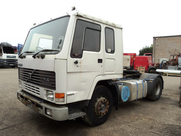 1995 Volvo FL10 320 Sleeper Cab