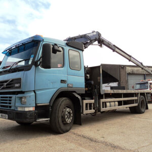 2000 Volvo FM7 250 Sleeper, 25ft Alloy flat, Atlas 100-1 Triple Ext Crane