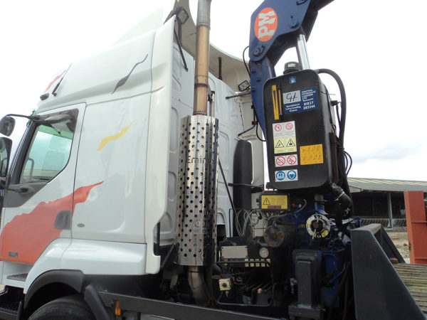 2001/Y Renault Premium 420 DCI High roof, 6x2 rear lift - Image 3