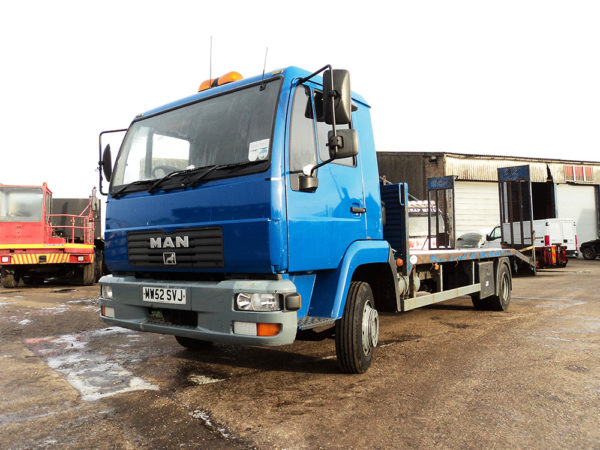 2002 MAN LE160 20ft steel beavertail, winch and ramps
