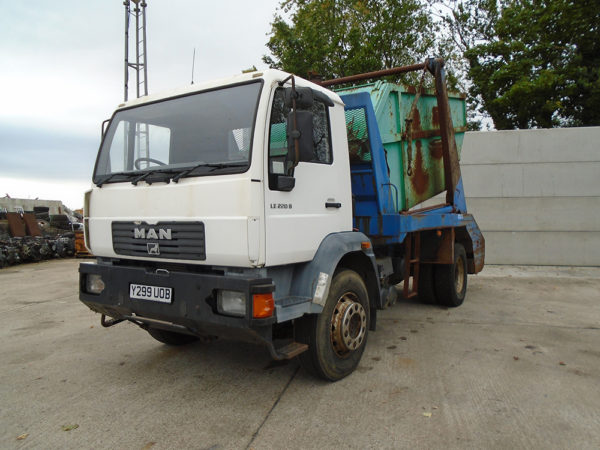 2001 Man LE220 Telehoist Skip Unit
