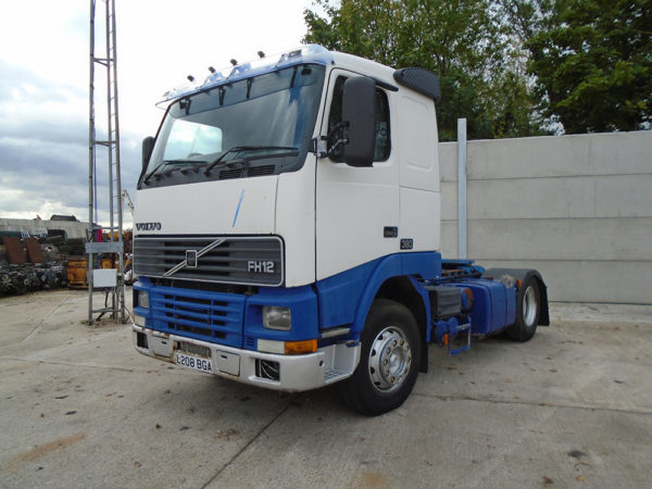 1994 Volvo FH12 380 4x2, A/C, Manual gearbox, runs and drives well