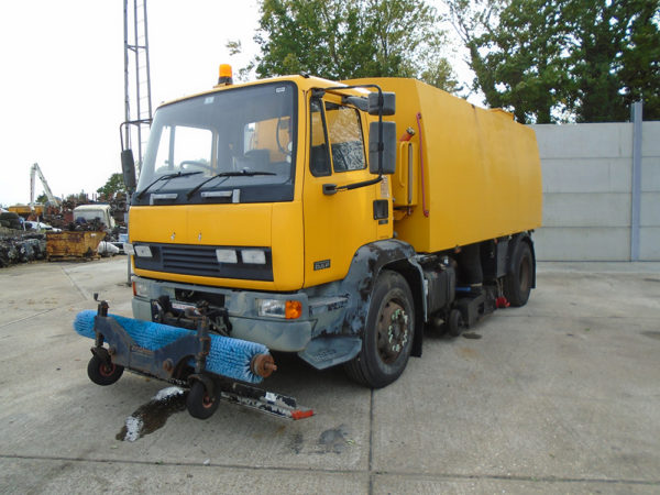 Daf 55-210 Ati Fitter Johnston RV 8000 Sweeper, Full Width Brush, Front High Pressure Jetter