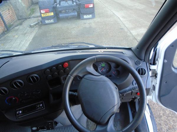 2006 Iveco 29L10 Daily GAH fridge unit, side door, 90,000kms - Image 7