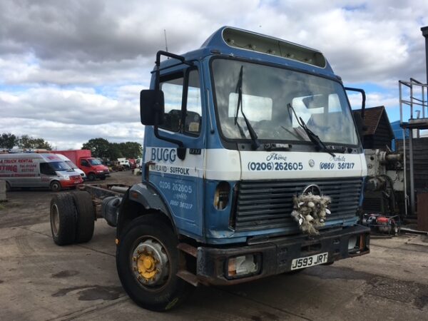 1994 Mercedes Benz 1717 366 turbo engine Skip Loader - Image 4
