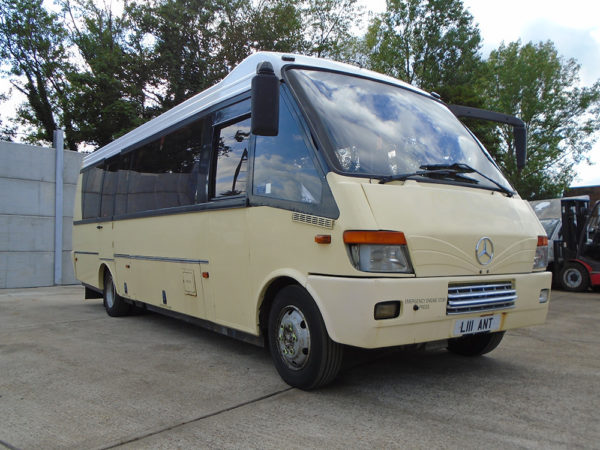 2002 Mercedes 614D Vario 15 seater bus - Image 5