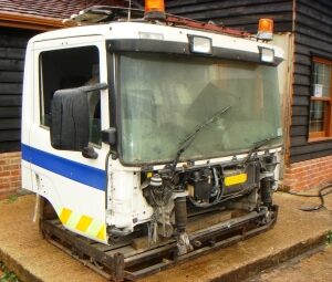 Scania P114 340 day cab, complete, bumpers etc