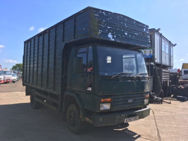1964 Ford Cargo Livestock box Vintage - Image 2