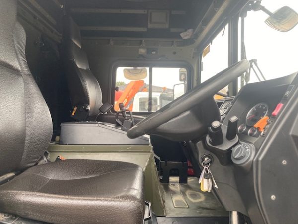 MAN 330 4 X 4 - Image 6