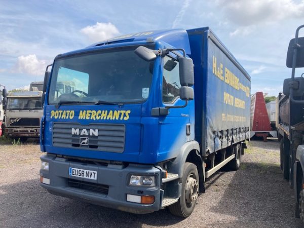 2008 MAN 15 240 C/S DAY CAB, 15T, 20FT TAUTLINE, ONE OWNER TIDY