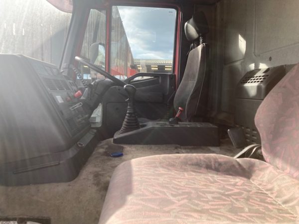 2001 IVECO 270 CURSOR - Image 3