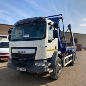 BREAKING 2017 DAF LF 230, 18T BOUGHTON SKIP
