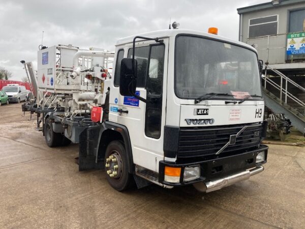 **Breaking** 1999 Volvo FL6-8 - Image 2