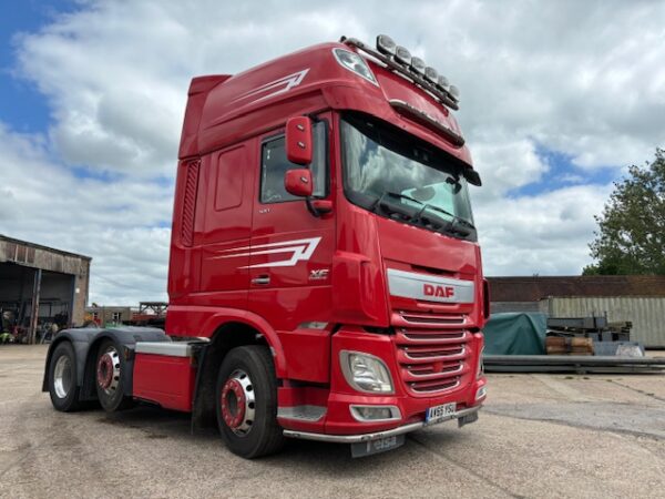 2016 DAF XF 106 510 6X2