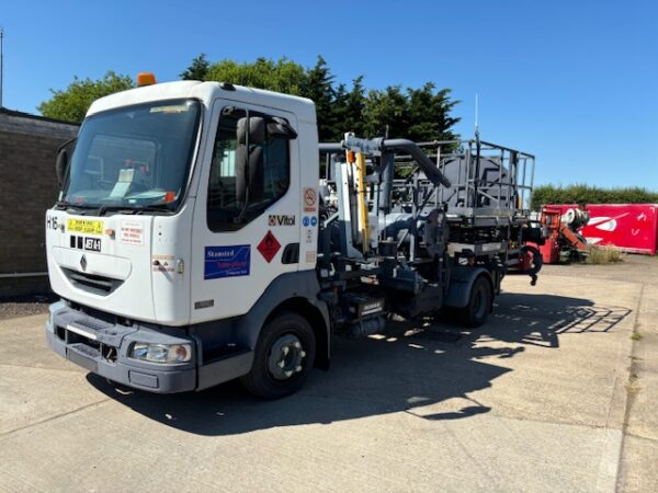 2002 Renault 5150 Midliner, 4 CYL Turbo - Image 3