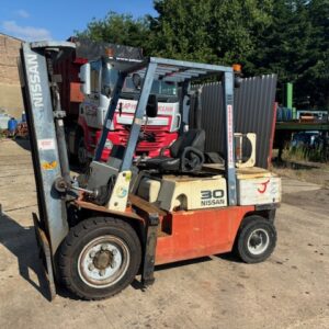 Nissan 3 ton Gas Forklift