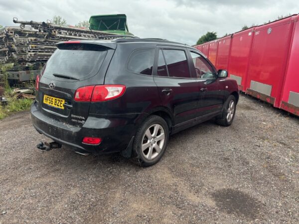 **Export Only** 2007 Hyundai 4WD Santa Fe Diesel Auto - Image 3