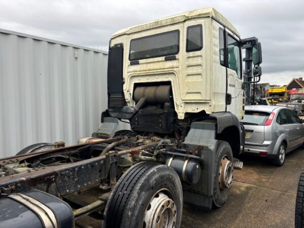 2006 MAN TGA 35.350 8X4 Chassis Cab - Image 3