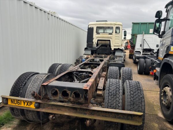 2006 MAN TGA 35.350 8X4 Chassis Cab - Image 2