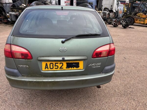 2002 Toyota WTI Avensis - Image 2