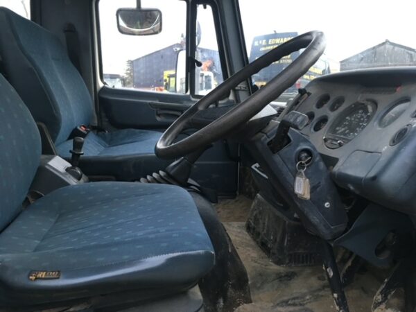 2001 DAF 45 130 TI Dropside - Image 4