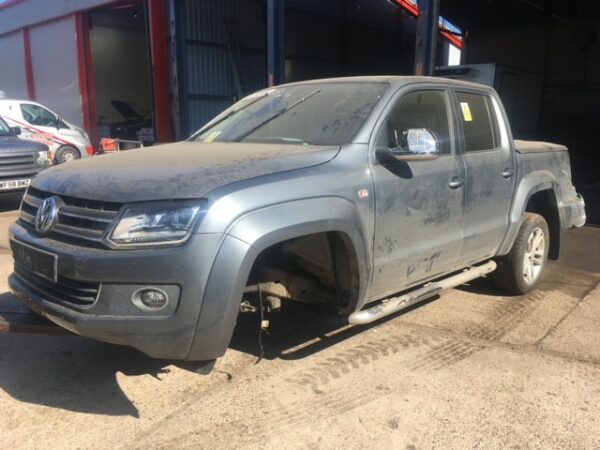 VW Amarok *Breaking*