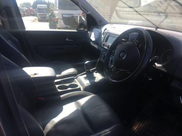 VW Amarok *Breaking* - Image 4