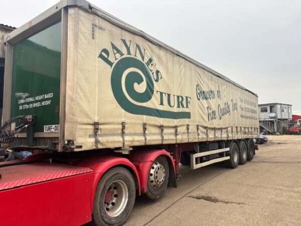 2008 SDC Tri-Axle Tautliner
