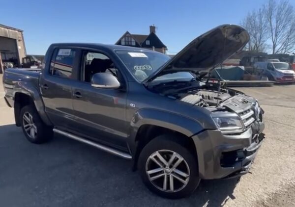 *** Breaking*** Volkswagon Amarok Highline