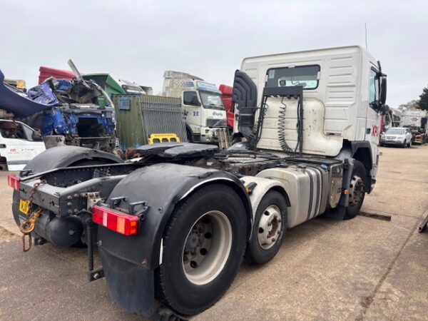 **NOW BREAKING ** 2012 Volvo FM 13-450 - Image 3