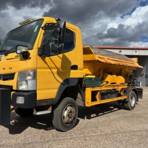 2015 Mitsubishi Canter Fusion 6C18 4X4 - Gritter