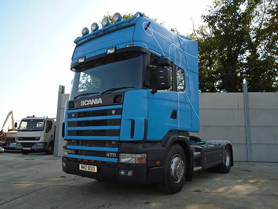 4x2 Tractor Units